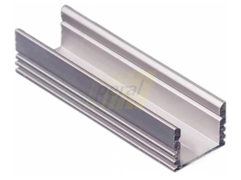 Профіль для LED-стрічки накладний, 2 м